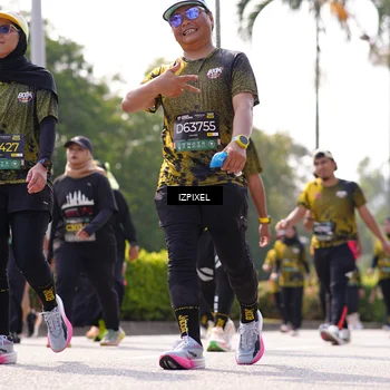 Runner Photo 6600308