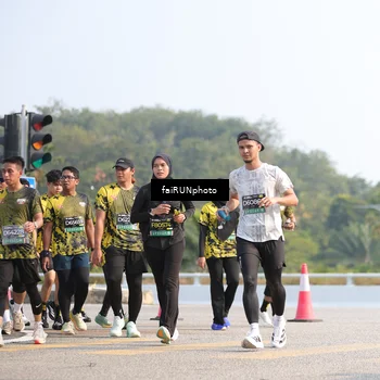 Runner Photo 6600325