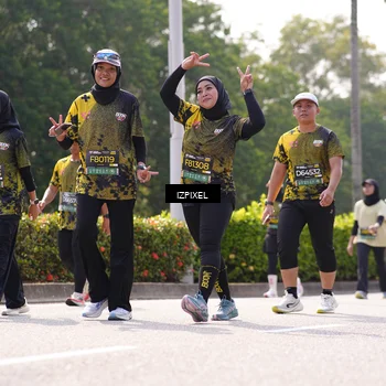 Runner Photo 6600400
