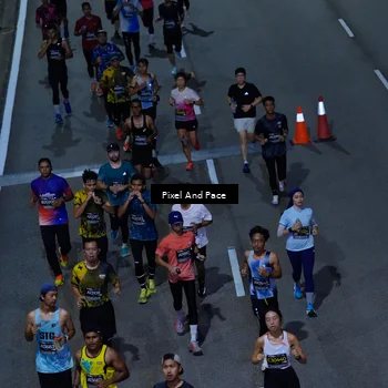 Runner Photo 6600401