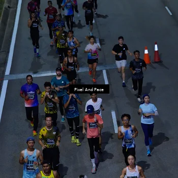 Runner Photo 6600406