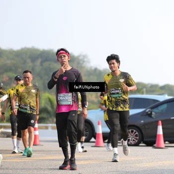 Runner Photo 6600642