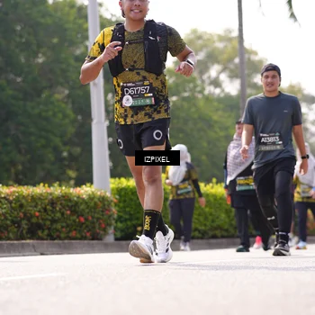 Runner Photo 6600799