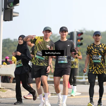 Runner Photo 6600955