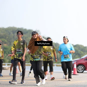 Runner Photo 6601115