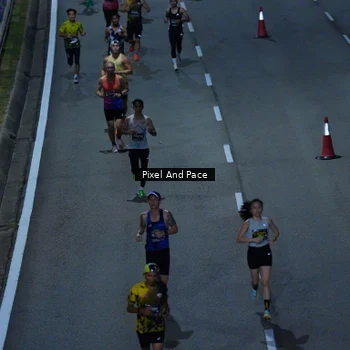 Runner Photo 6601120