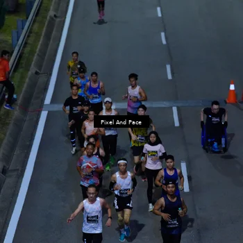 Runner Photo 6601193