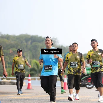 Runner Photo 6601211