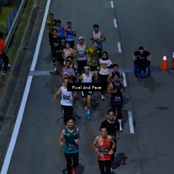Runner Photo 6601214