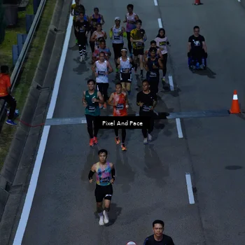 Runner Photo 6601237