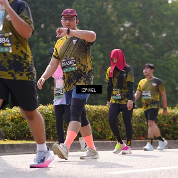 Runner Photo 6601345