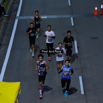 Runner Photo 6601614
