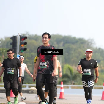 Runner Photo 6601633