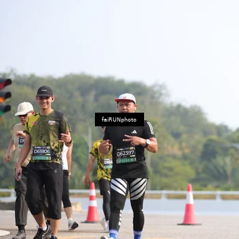 Runner Photo 6601685