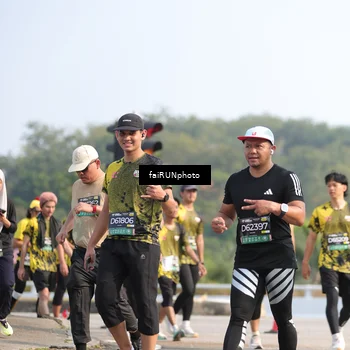 Runner Photo 6601715