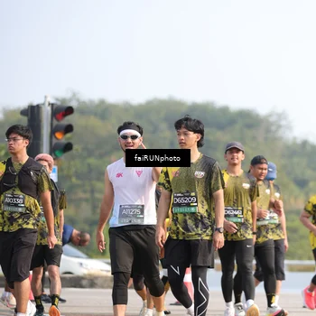 Runner Photo 6601774
