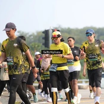 Runner Photo 6601870