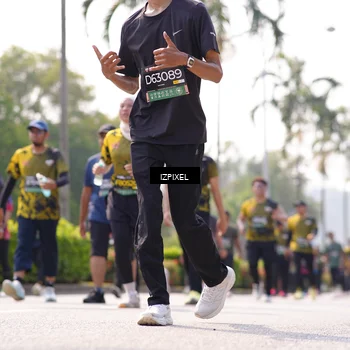 Runner Photo 6601992