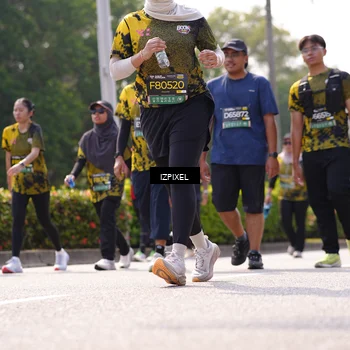 Runner Photo 6602032
