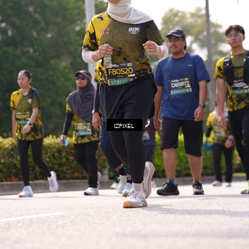 Runner Photo 6602033