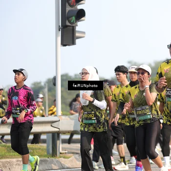 Runner Photo 6602099