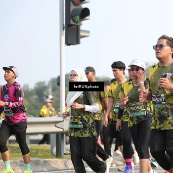 Runner Photo 6602113