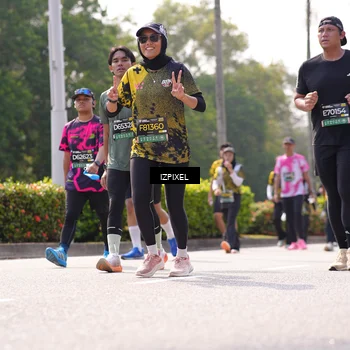 Runner Photo 6602347