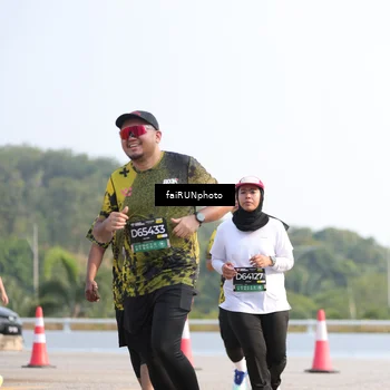 Runner Photo 6602399