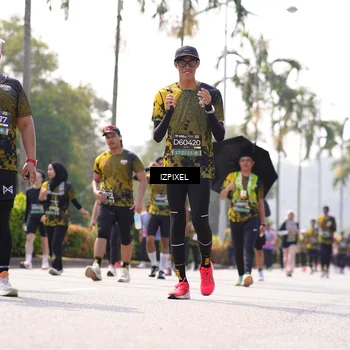 Runner Photo 6602423