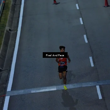 Runner Photo 6602446