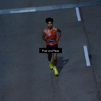 Runner Photo 6602463
