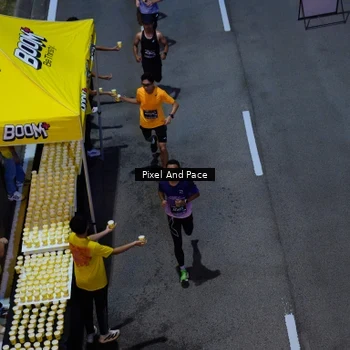 Runner Photo 6602542