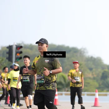Runner Photo 6602595