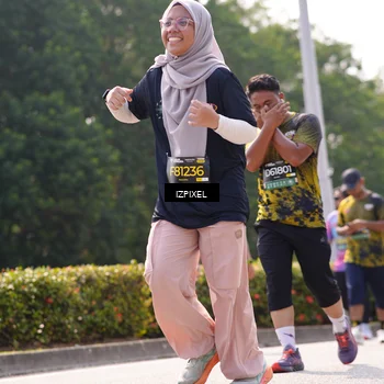 Runner Photo 6602610