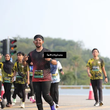 Runner Photo 6602639