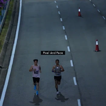 Runner Photo 6602668