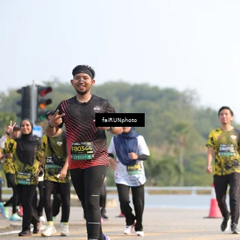 Runner Photo 6602737