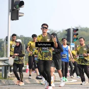 Runner Photo 6602796