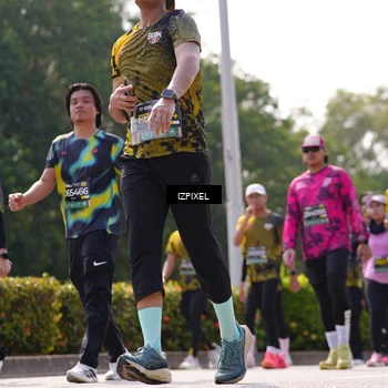 Runner Photo 6602875