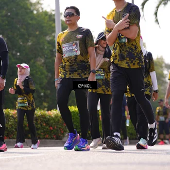 Runner Photo 6602899