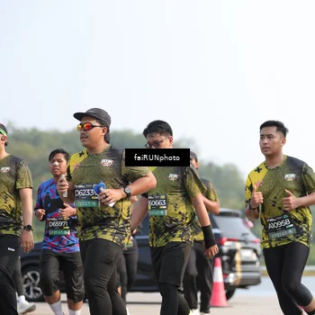 Runner Photo 6602934