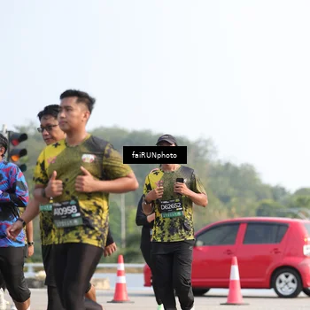 Runner Photo 6602951