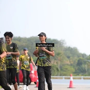 Runner Photo 6603038