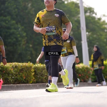 Runner Photo 6603046