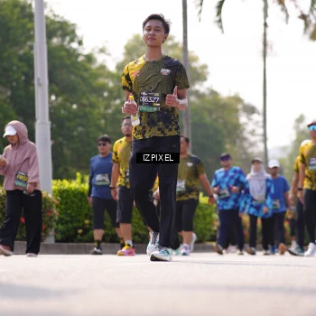 Runner Photo 6603114
