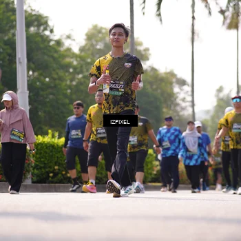 Runner Photo 6603123