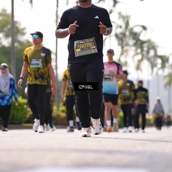 Runner Photo 6603135