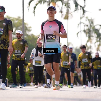 Runner Photo 6603164