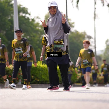Runner Photo 6603237