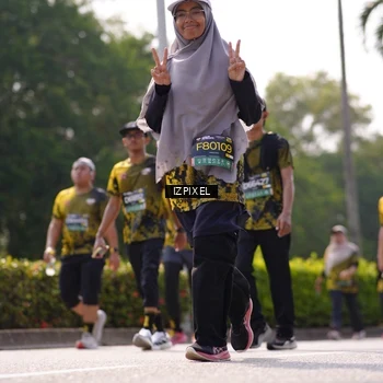 Runner Photo 6603247